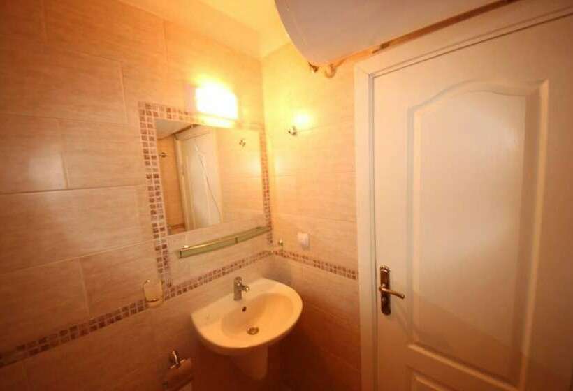 إستوديو قياسى, Boutique Suites Rainbow 4