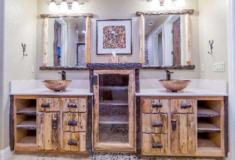 Люкс Премиум, Inn The Woods Suites