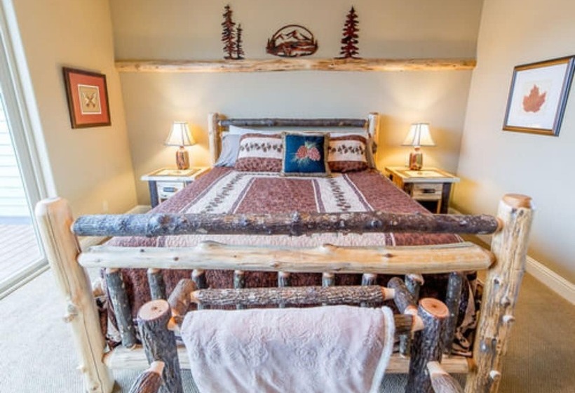 Люкс Премиум, Inn The Woods Suites