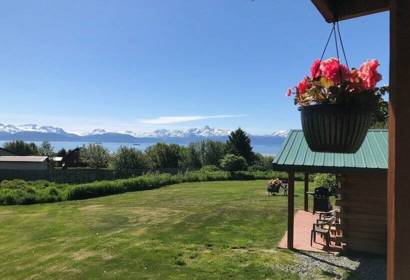 کابین, Glacier View Cabins