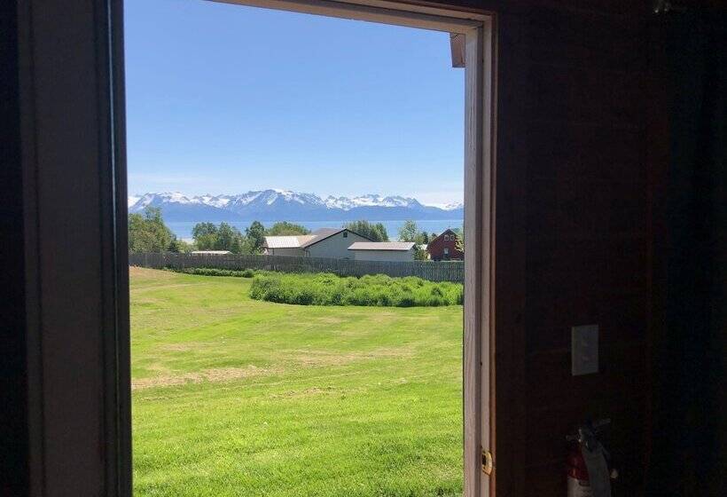 کابین, Glacier View Cabins