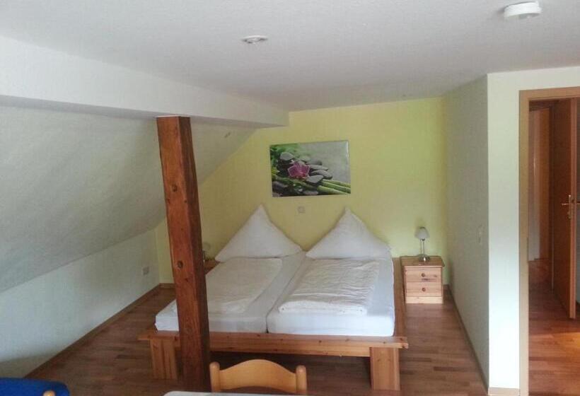 Семейный Номер, Landgasthof Lang Zum Adler
