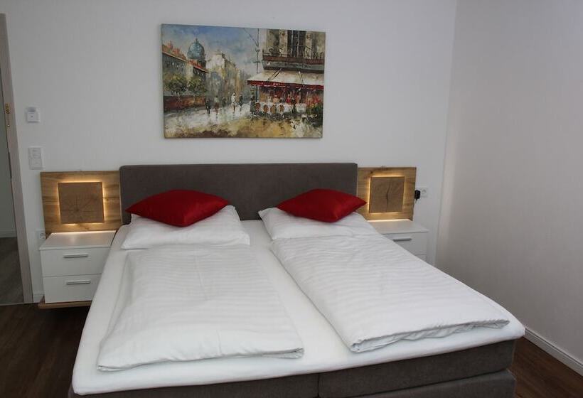 Номер Deluxe с Балконом, Am Donaubogen