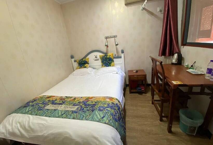 اتاق استاندارد یک نفره, Shaoxing Laotaimen Luxun Native Place Youth Hostel