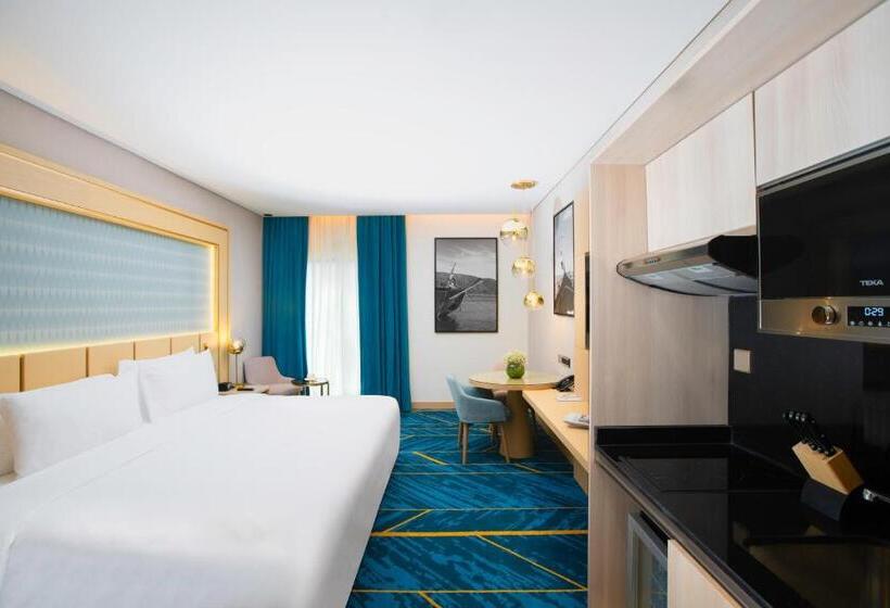 3 Bedroom Apartment Pool View, Maani Muscat Hotel & Suites