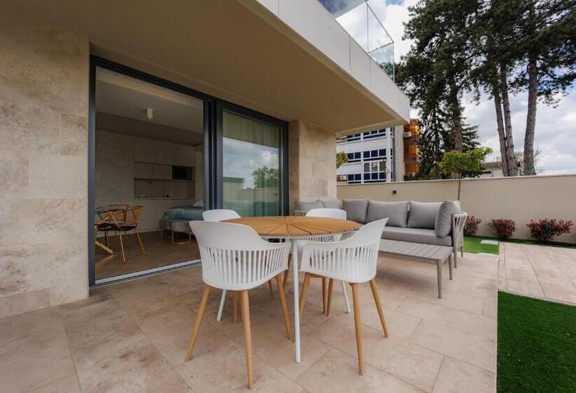 Апартаменты Deluxe 1 Спальня, Gold Wave Apartments