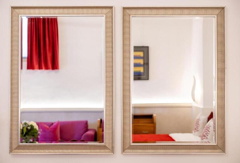 Полулюкс Вид на Море, Suite Belvedere Capri Exclusive Rooms