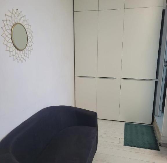 اتاق استاندارد با بالکن, Zenlux
