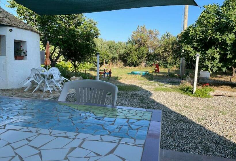 اتاق استاندارد سه نفره, Villa Capozza Maria Greca