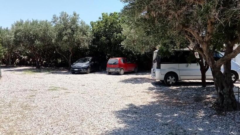 اتاق استاندارد سه نفره, Villa Capozza Maria Greca