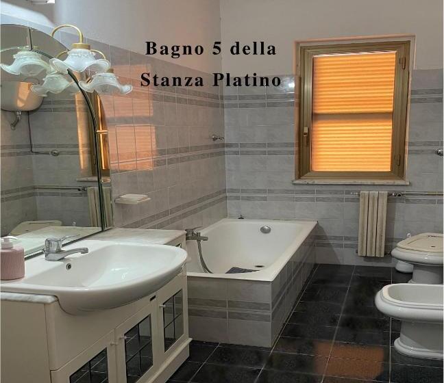 اتاق استاندارد سه نفره, Villa Capozza Maria Greca