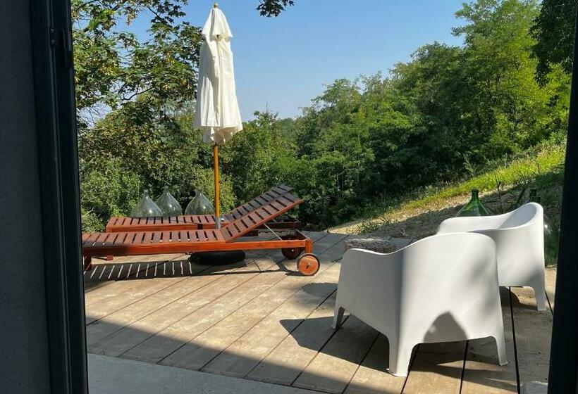 اتاق لوکس با چشم‌انداز, Cascina Giantino Suite Sughero   G A Y   M E N   O N L Y