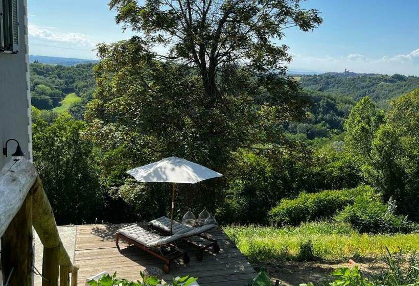 اتاق لوکس با چشم‌انداز, Cascina Giantino Suite Sughero   G A Y   M E N   O N L Y