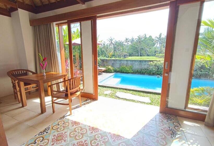 ویلای یک اتاق خوابه با استخر شنا, Tanta Escape By Pramana Villas