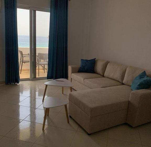 חדר משפחתי נוף לים, Mediterranean Apartments
