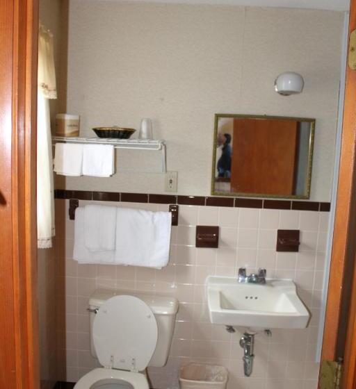 Номер Стандарт 2 Двуспальные Кровати, Elm Motel