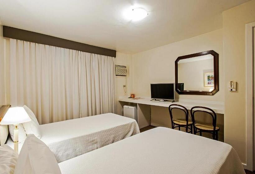 غرفة قياسية, Trevi Hotel E Business