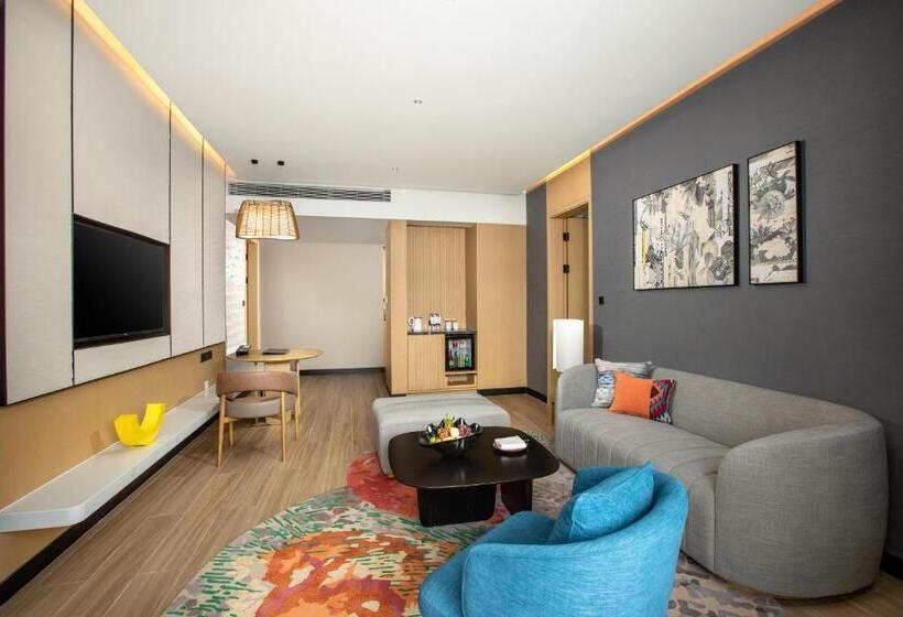 سوئیت با تخت بزرگ, Holiday Inn Resort Guiyang Qingyan, An Ihg