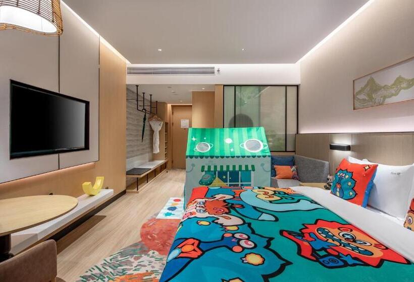 اتاق استاندارد با تخت بزرگ, Holiday Inn Resort Guiyang Qingyan, An Ihg