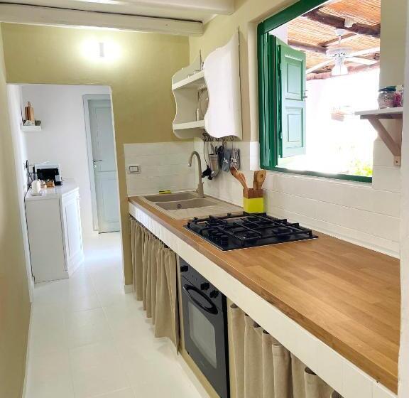 آپارتمان 1 خوابه با چشم‌انداز دریا, Villa Pomelia, Villa Nel Corso Di Santa Marina Salina A 50 Mt Dal Mare
