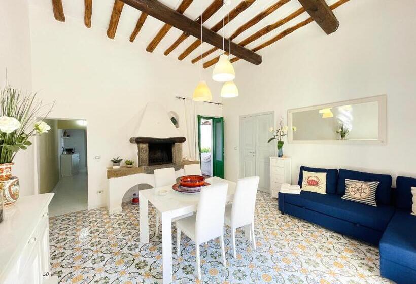 ویلای 1 خوابه با چشم‌انداز دریا, Villa Pomelia, Villa Nel Corso Di Santa Marina Salina A 50 Mt Dal Mare