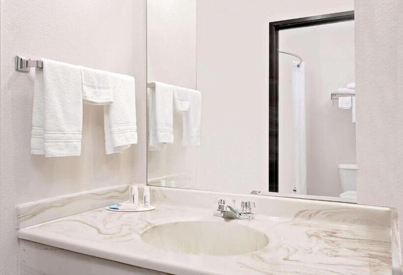 스위트 킹사이즈 침대, Howard Johnson By Wyndham Gothenburg