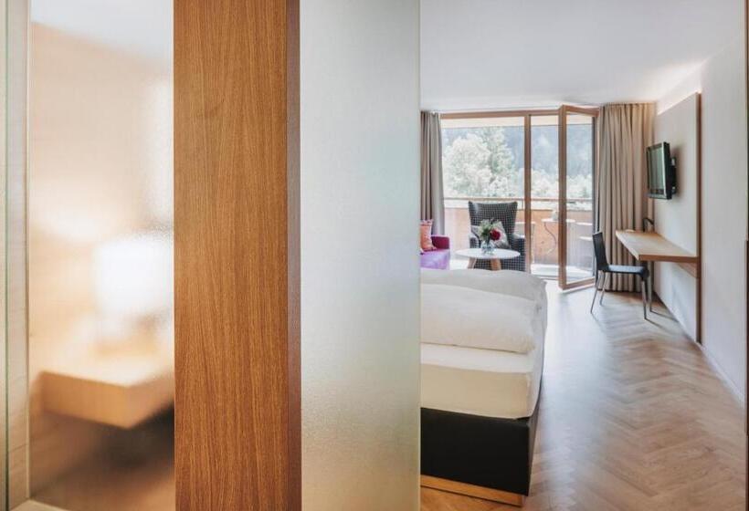 Номер Deluxe с Балконом, Gesundhotel Bad Reuthe