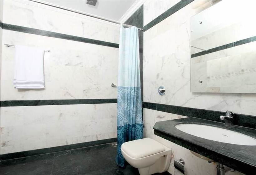 Номер Стандарт, Nahar Manchester Inn