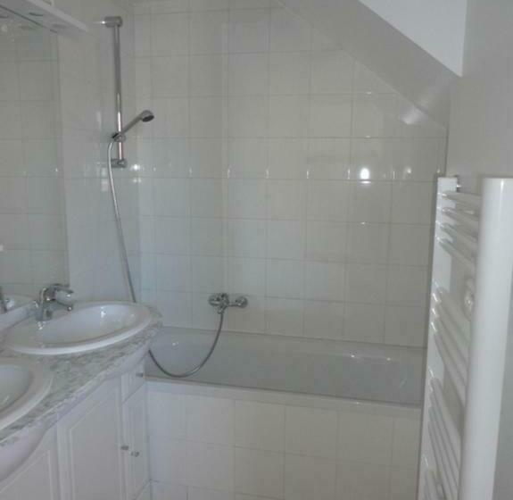 Appartement 1 Chambre, Adonis Valberg