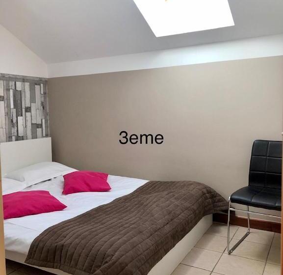 Appartement 2 Chambres, Adonis Valberg