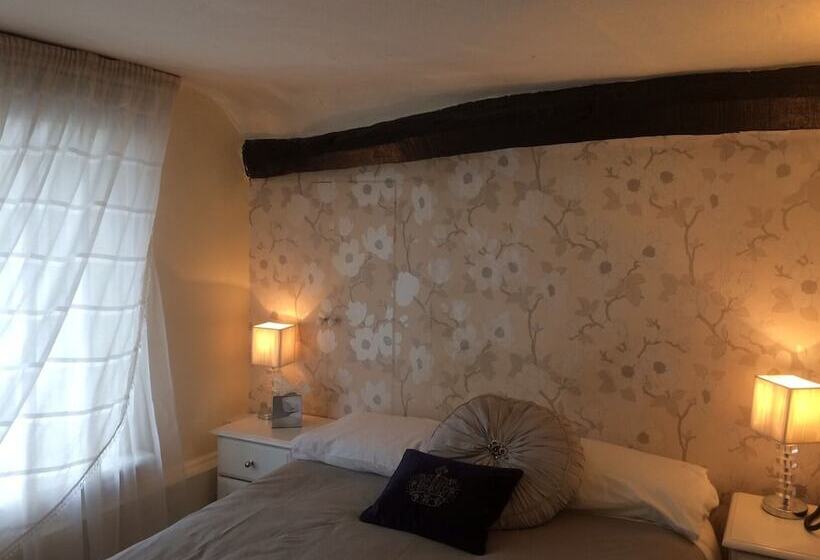 스탠다드 룸, Castle Lodge Wilton