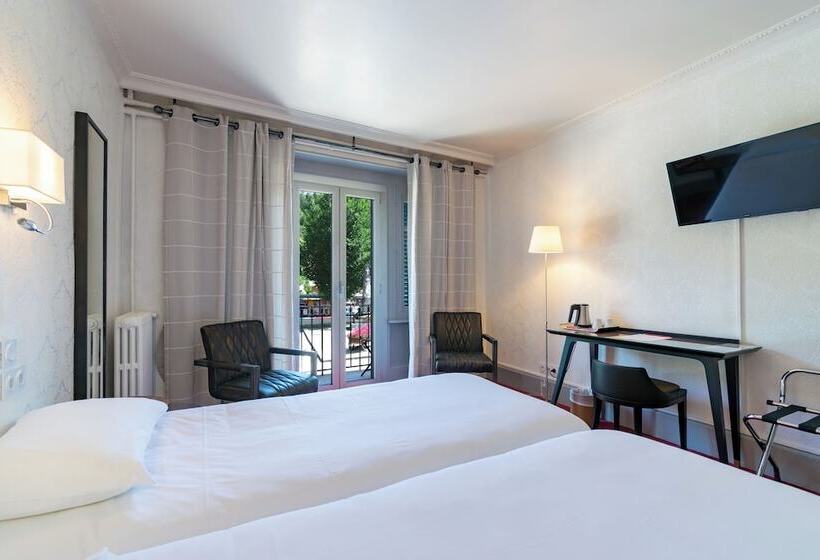 اتاق استاندارد با بالکن, Hôtel Restaurant Le Lac