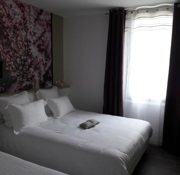 اتاق استاندارد چهار تخته, Hôtel Restaurant Chez Carrière