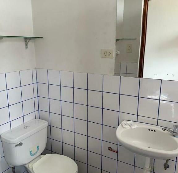 اتاق استاندارد یک نفره, Hostal El Amigo