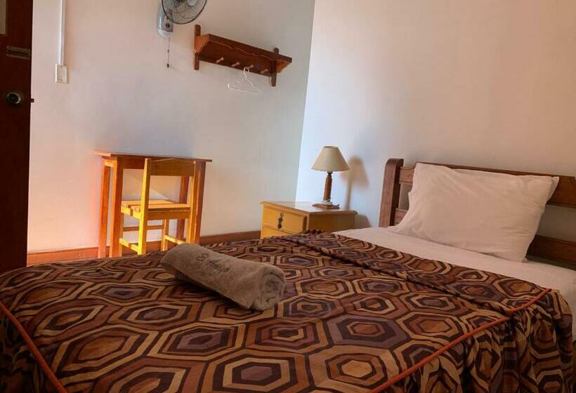 اتاق استاندارد یک نفره, Hostal El Amigo