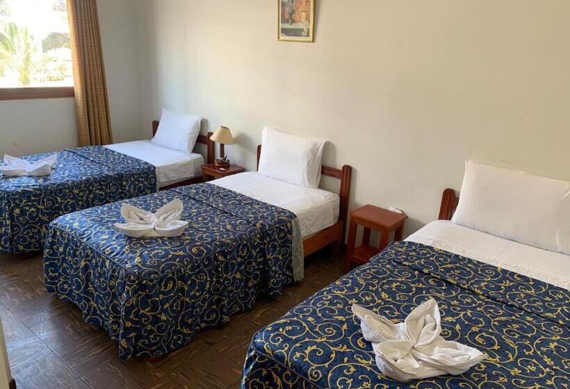 اتاق استاندارد سه نفره, Hostal El Amigo