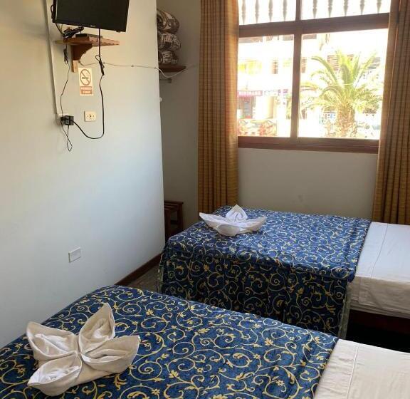 اتاق استاندارد سه نفره, Hostal El Amigo