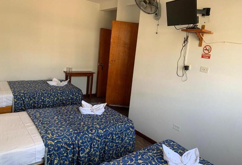 اتاق استاندارد سه نفره, Hostal El Amigo
