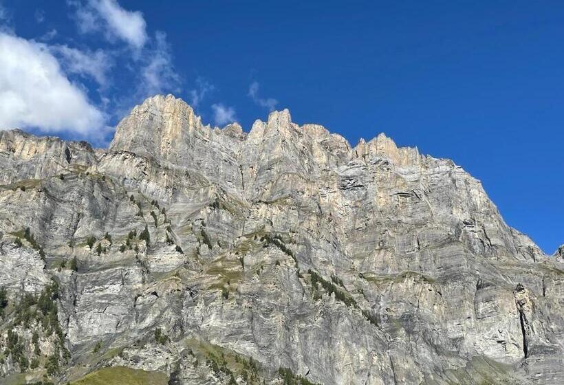 اتاق استاندارد, Gemmi