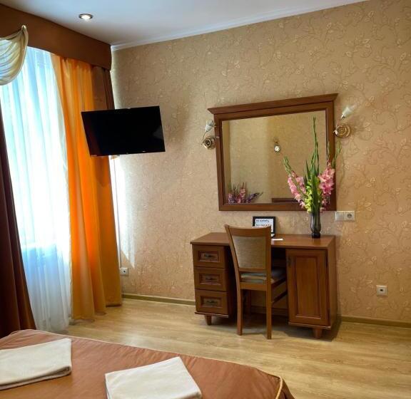 اتاق لوکس, Gusarskiy Hotel And Apartment