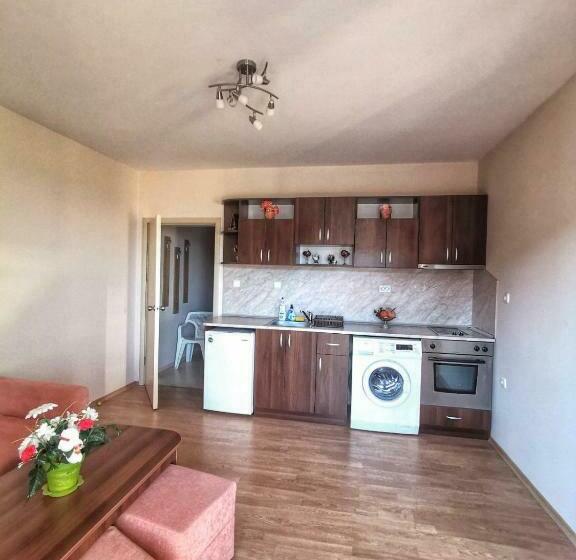 Семейный Номер, Guesthouse Sonya