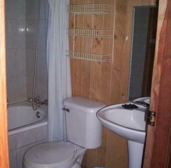 공동 객실, Hostal Quillelhue