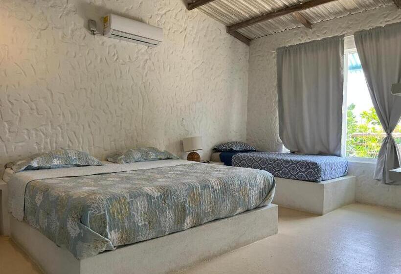Triple Room Sea View, Cabaña Casamare