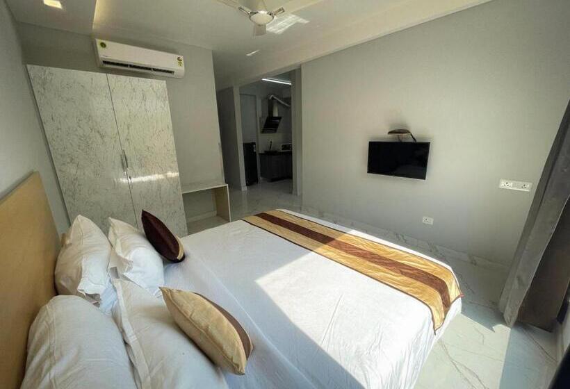 استودیوی استاندارد, The Empire Villa,cyber City, Gurgaon