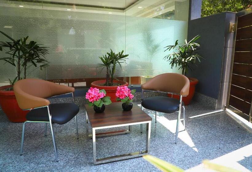 سوییت, The Empire Villa,cyber City, Gurgaon