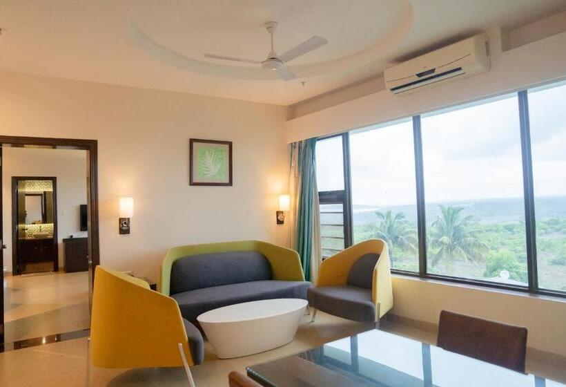 Люкс Вид на Горы, Greenleaf The Resort & Spa, Ganpatipule