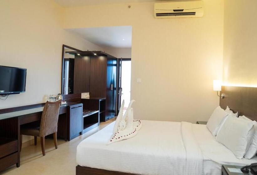 Номер Стандарт с Балконом, Greenleaf The Resort & Spa, Ganpatipule