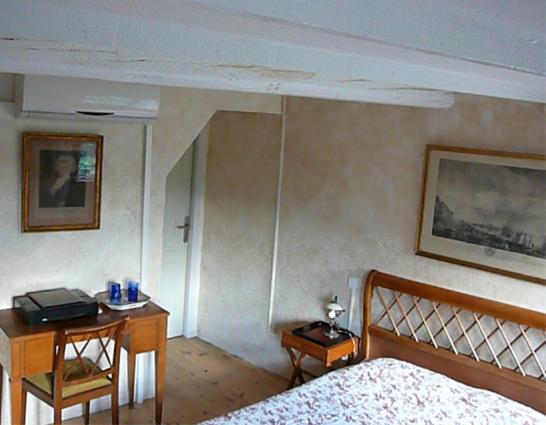 اتاق لوکس, Chambre D Hote Le Theron
