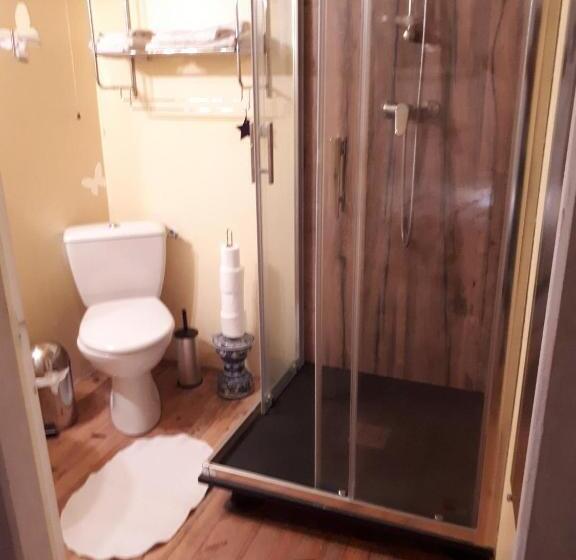 اتاق لوکس, Chambre D Hote Le Theron