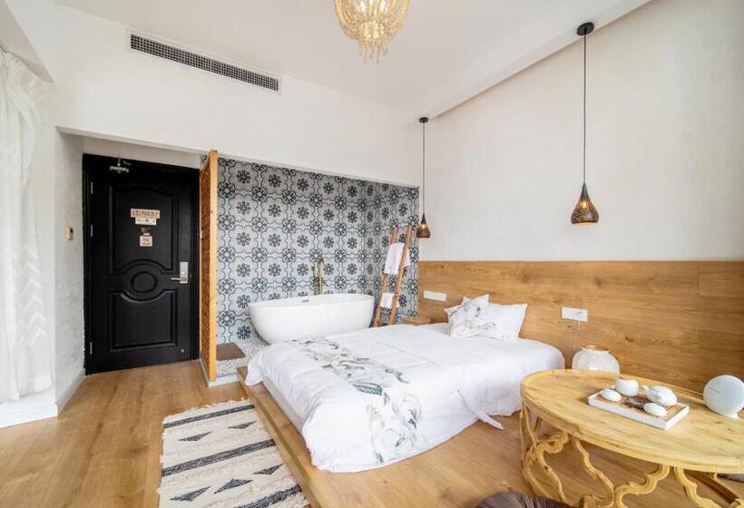 Номер Стандарт с Балконом, Boke Hotel Xihu